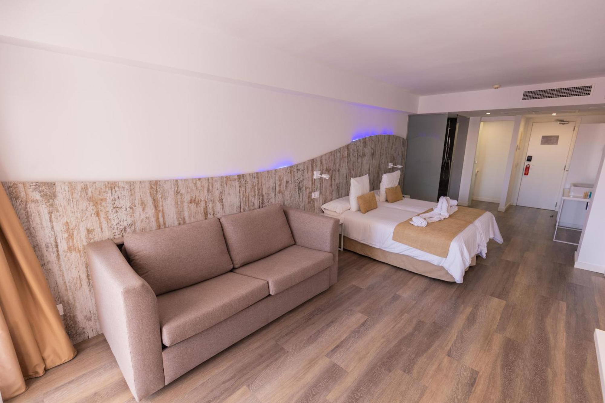 Hotel R2 Bahia Cala Ratjada - Adults Only Zewnętrze zdjęcie