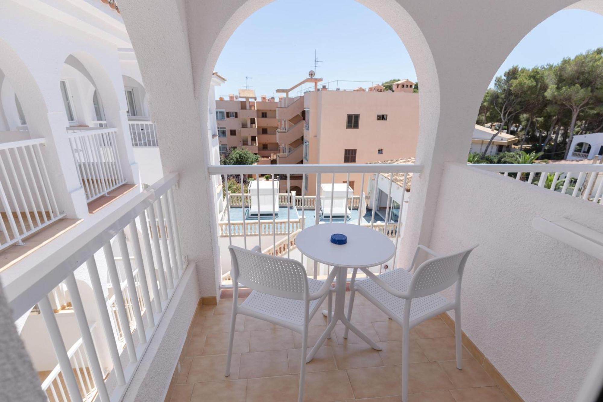 Hotel R2 Bahia Cala Ratjada - Adults Only Zewnętrze zdjęcie