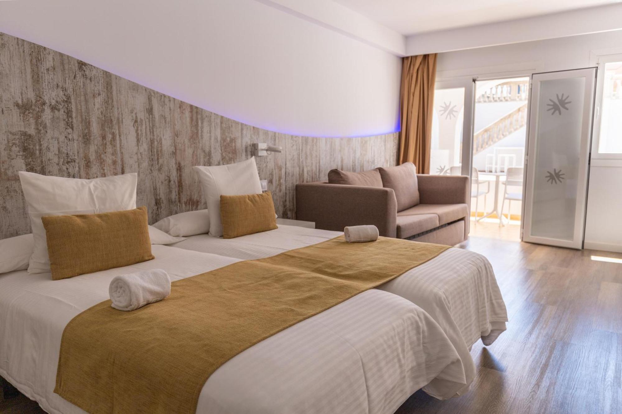 Hotel R2 Bahia Cala Ratjada - Adults Only Zewnętrze zdjęcie