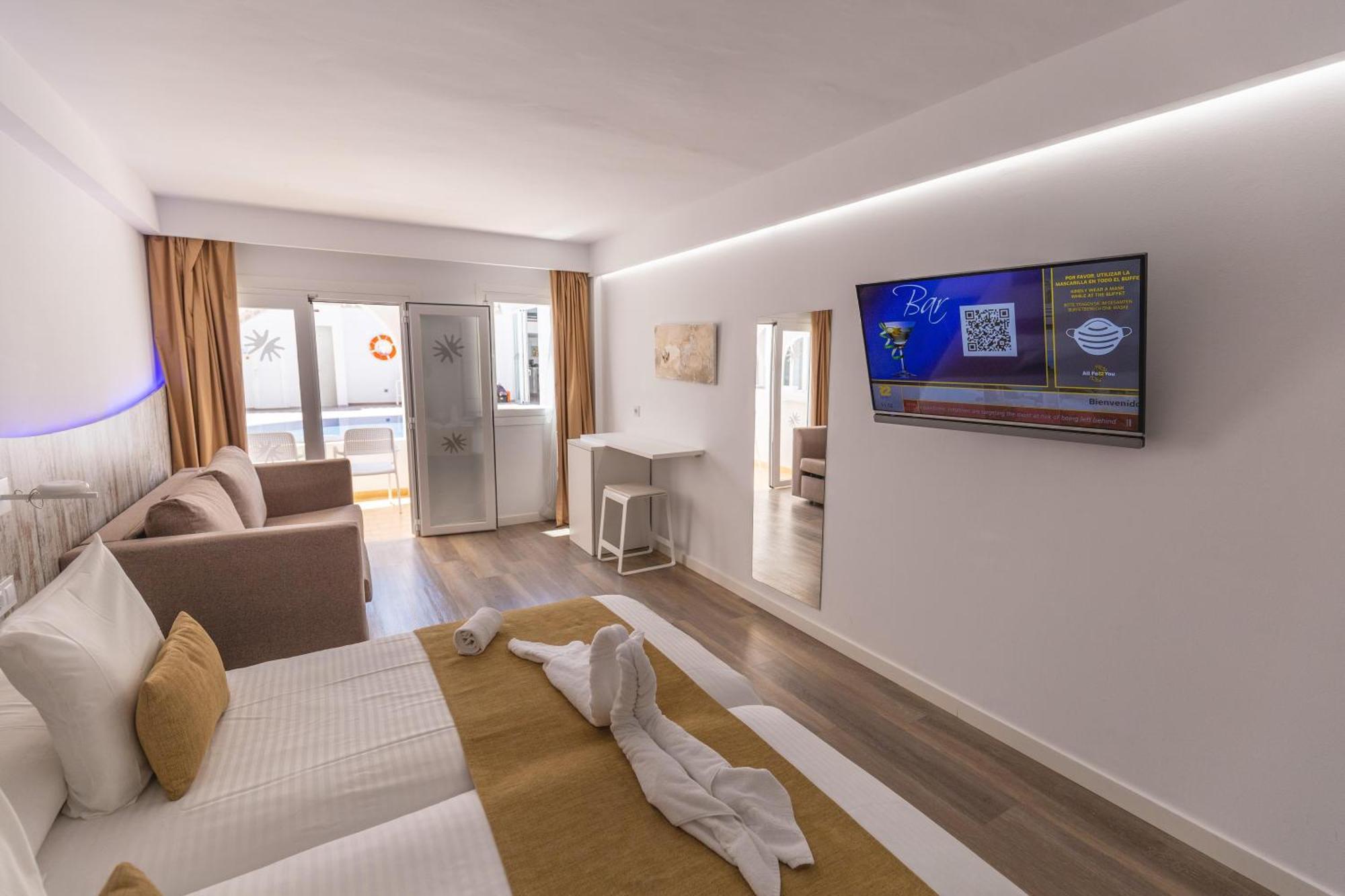 Hotel R2 Bahia Cala Ratjada - Adults Only Zewnętrze zdjęcie