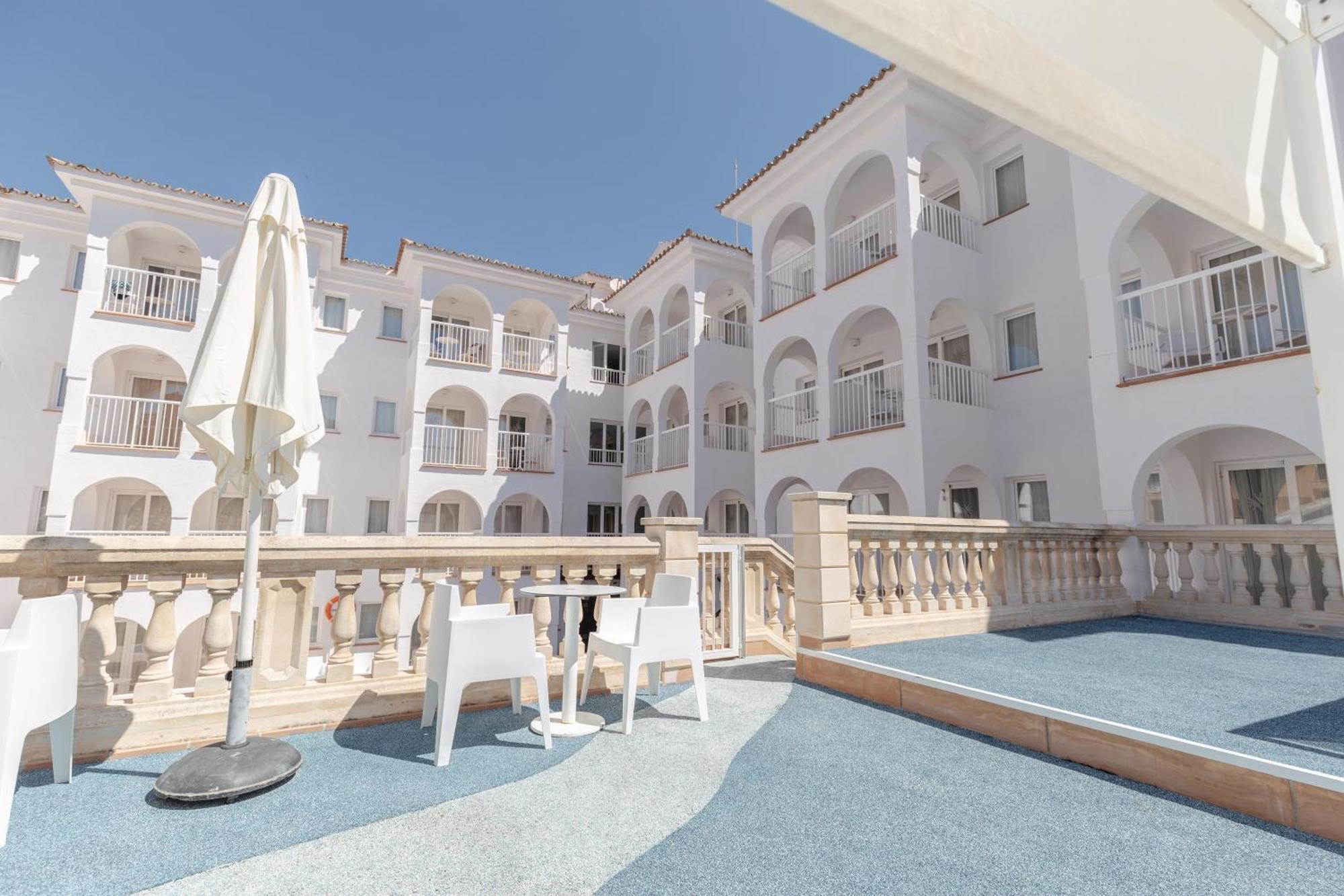 Hotel R2 Bahia Cala Ratjada - Adults Only Zewnętrze zdjęcie