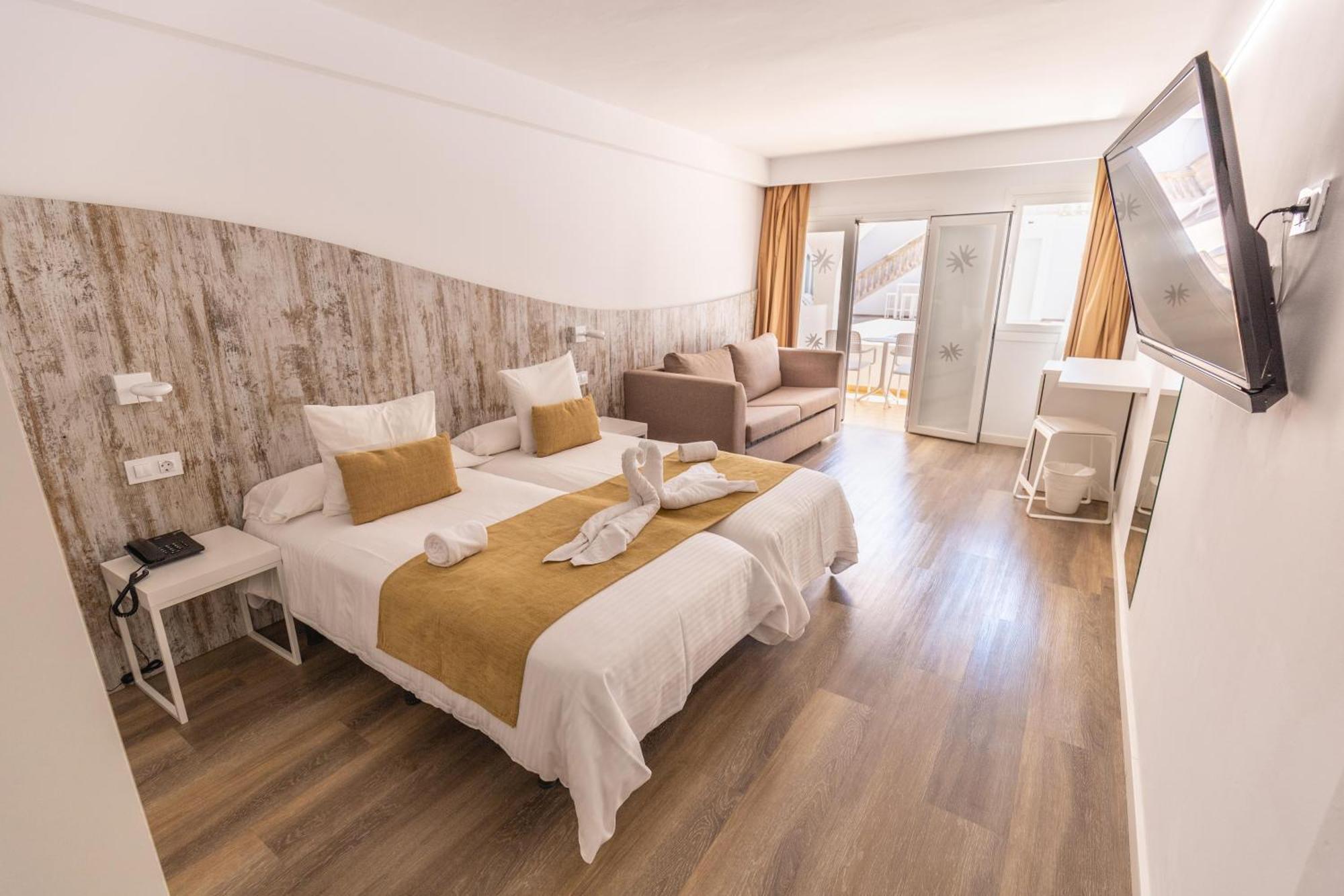 Hotel R2 Bahia Cala Ratjada - Adults Only Zewnętrze zdjęcie